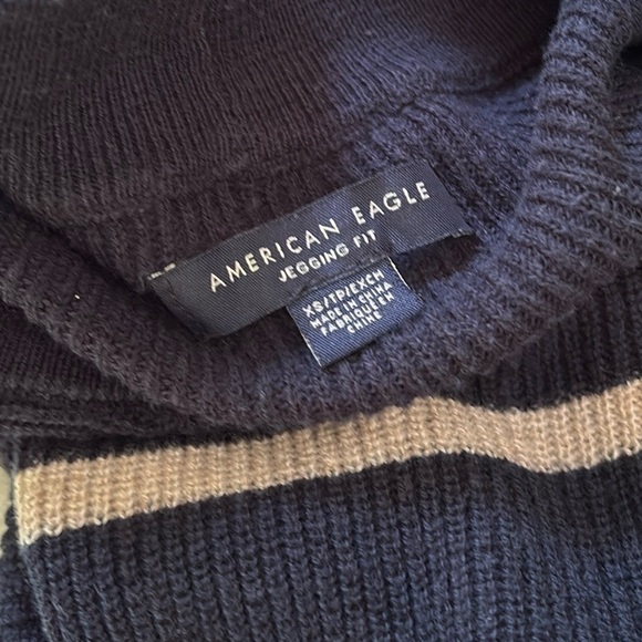 AE Jegging Fit Sweater - Picture 6 of 8